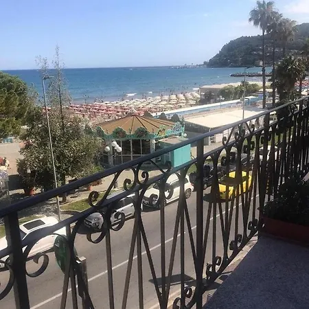 Le Della Nonna בית הארחה