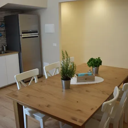 Le Della Nonna 3* דיאנו מרינה