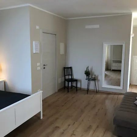 Le Della Nonna בית הארחה דיאנו מרינה