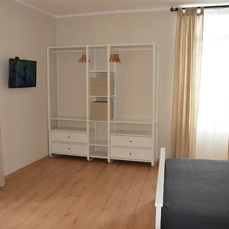 Le Della Nonna בית הארחה דיאנו מרינה