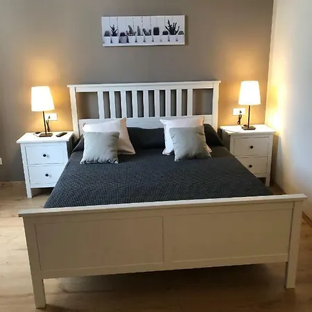 Le Della Nonna דיאנו מרינה