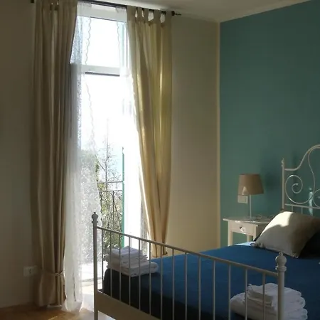 Le Della Nonna 3* Диано-Марина